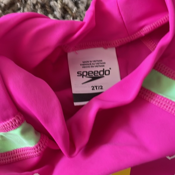 NWOT Speedo Swimsuit - Picture 3 of 4